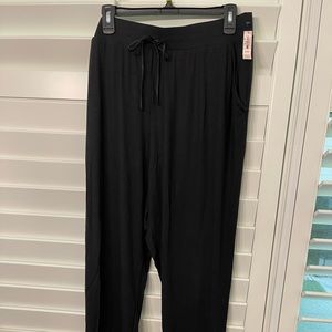 Brand new Victoria’s Secret Heavenly sleep pants size extra-large drawstring
